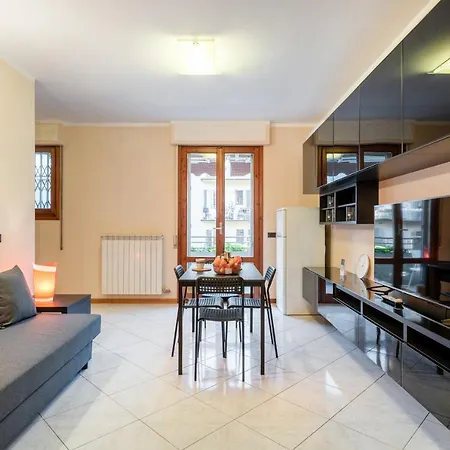 Guesthost - Comfortable Flat With Terraces-3